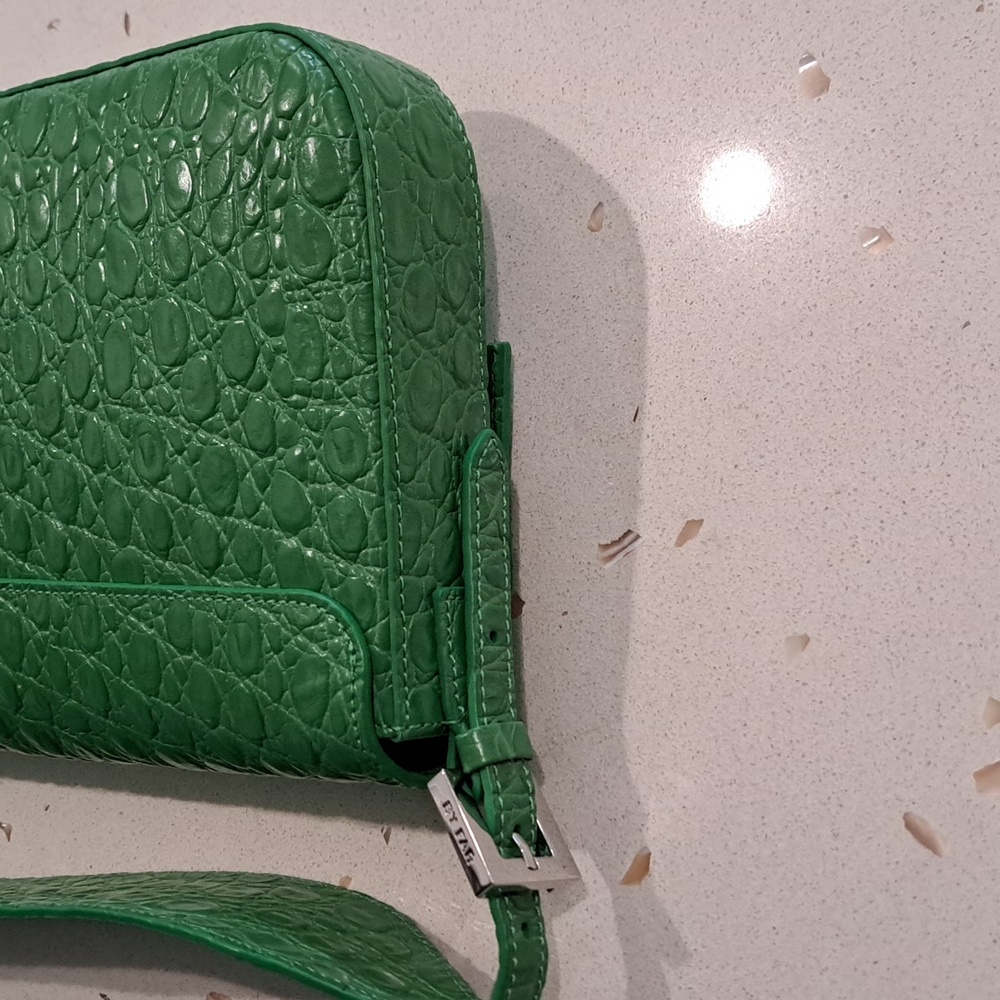 NWOT By Far shoulder bag - Picture 7 of 13